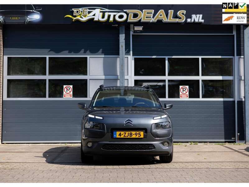 Grijs, metallic lak Gebruikt 2015 Citroën C4 Cactus Shine Hatchback | € 4.999 (Goede deal) - Afbeelding 1/4