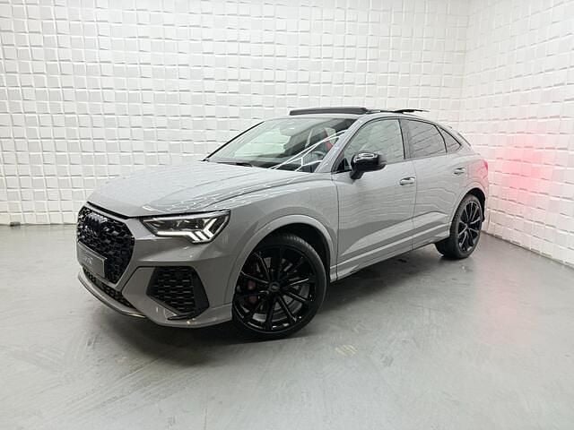 Grijs Gebruikt 2022 Audi RS Q3 Sportback SUV | € 73.999 (Eerlijke prijs) - Afbeelding 1/4