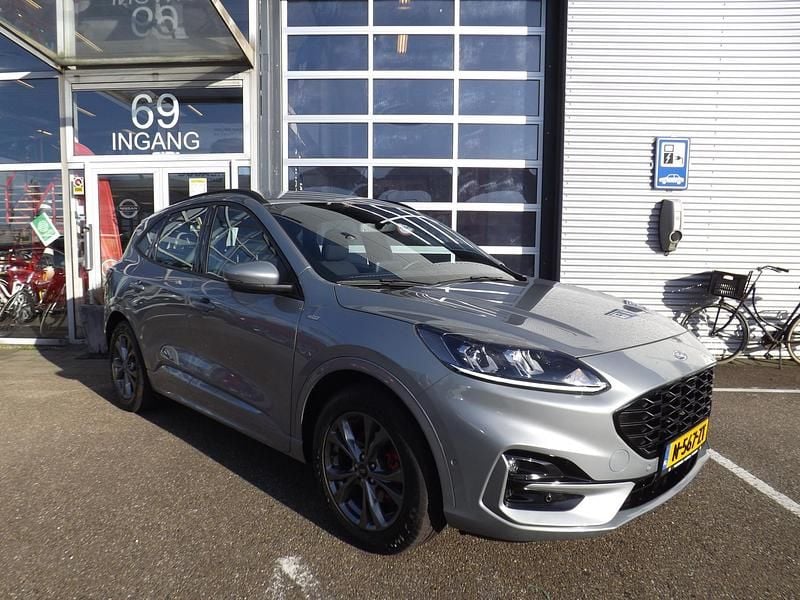 Occasion Ford Kuga ST-Line 150 PK (110 kW) 2021 Grijs SUV