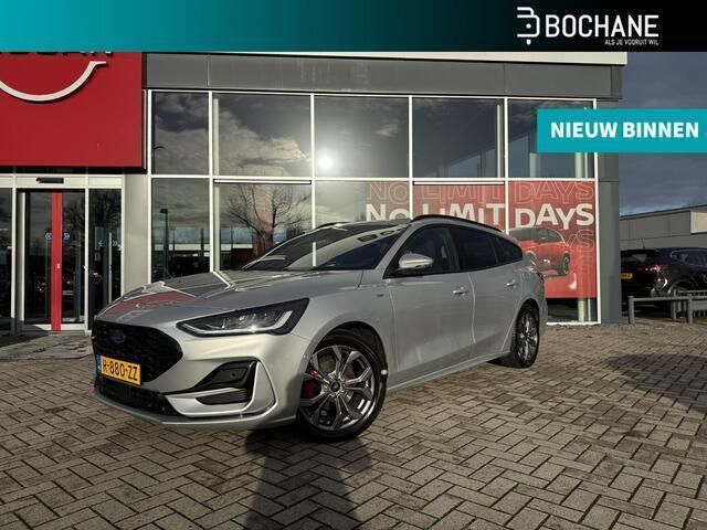 Grijs Gebruikt 2022 Ford Focus ST-Line Stationwagen | € 20.400 (Goede deal) - Afbeelding 1/4