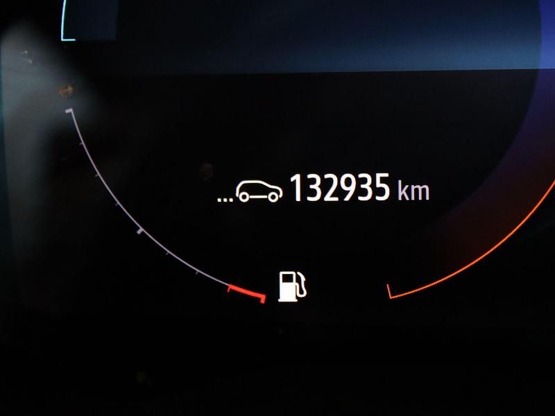 Occasion Renault Captur Intens 159 PK (116 kW) 2021 Grijs (metallic) SUV