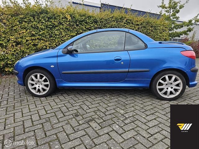 Occasion Peugeot 206 CC 109 PK (80 kW) 2002 Blauw Cabriolet