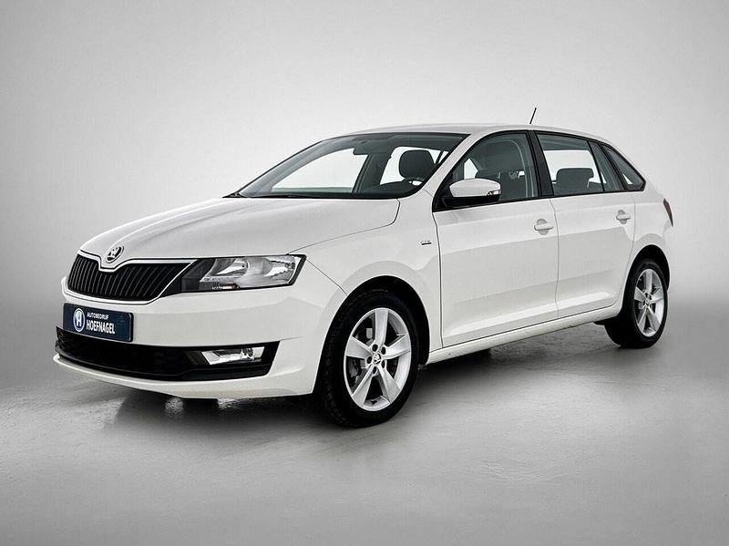 Wit Occasion 2019 Skoda Rapid Clever Hatchback | € 12.895 (Eerlijke prijs) - Afbeelding 1/4