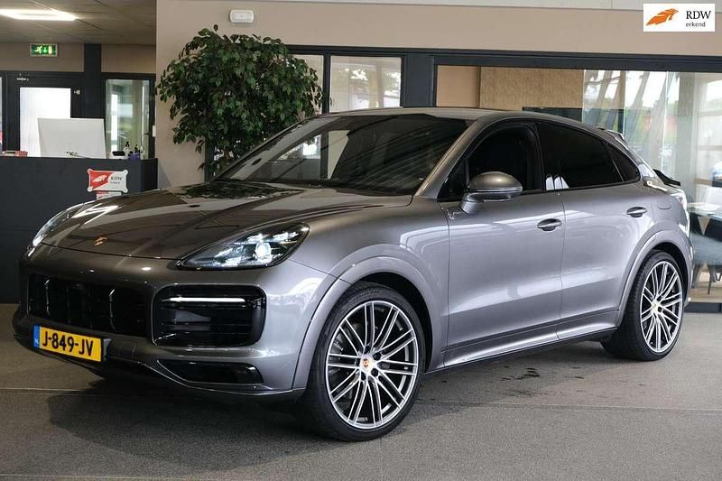 Grijs Occasion 2020 Porsche Cayenne Coupe Coupé | € 70.950 - Afbeelding 1/4