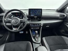 Occasion Toyota Yaris Sport 116 PK (85 kW) 2024 Grijs metallic Hatchback