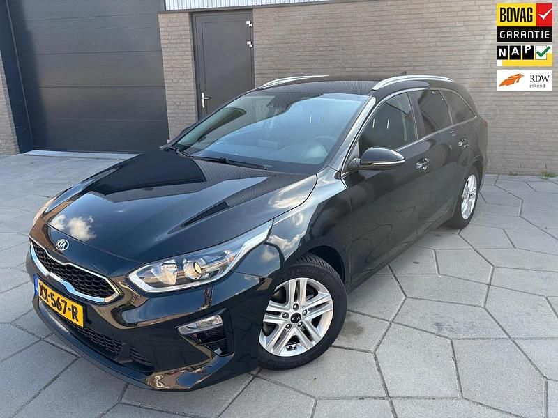 Zwart Gebruikt 2019 Kia Ceed Sportswagon Stationwagen | € 14.495 (Iets duurder) - Afbeelding 1/4
