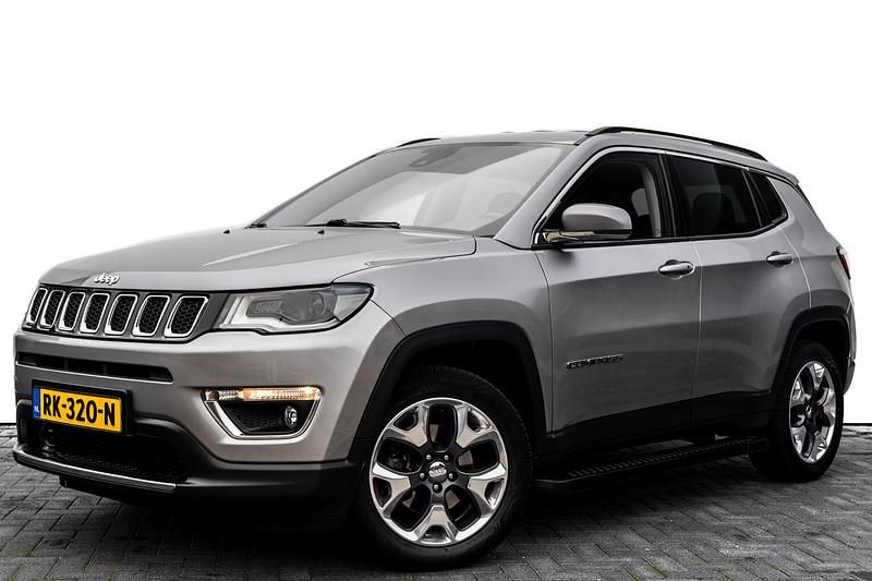Grijs Gebruikt 2017 Jeep Compass Limited SUV | € 17.735 (Eerlijke prijs) - Afbeelding 1/4