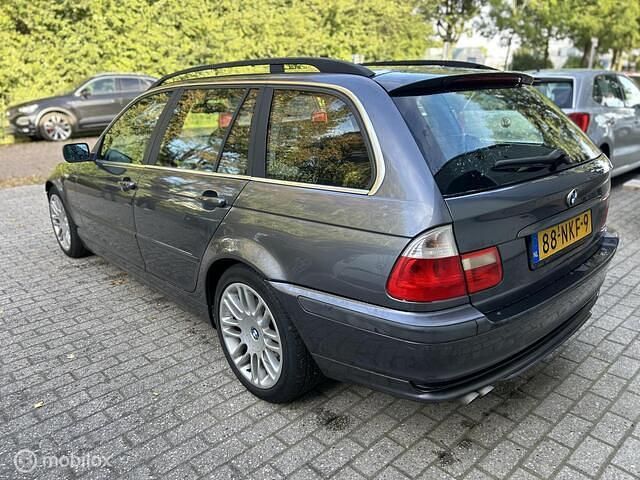 Occasion BMW 325 192 PK (141 kW) 2001 Grijs Stationwagen
