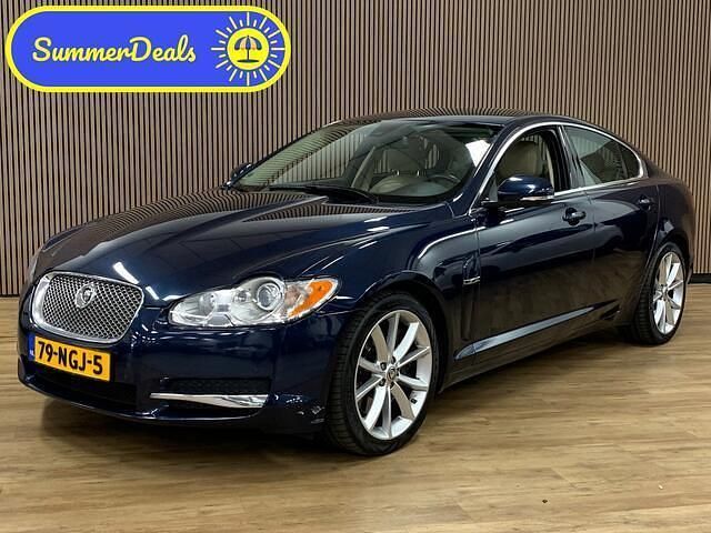 Blauw Gebruikt 2010 Jaguar XF Portfolio Sedan | € 12.945 (Eerlijke prijs) - Afbeelding 1/4