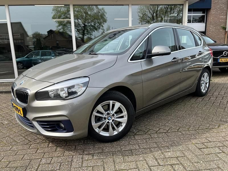 Occasion BMW 218 Sport Line 136 PK (100 kW) 2015 Grijs Stationwagen