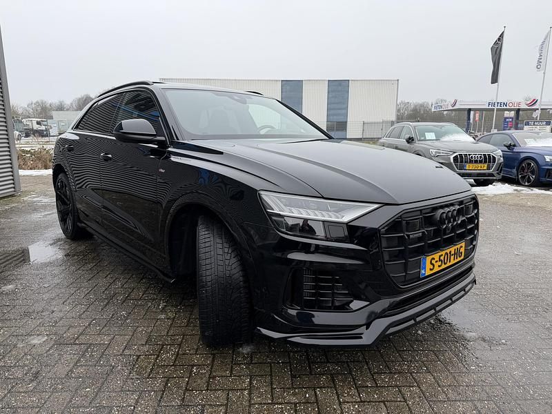 Occasion Audi Q8 S-Line 477 PK (350 kW) 2022 Zwart SUV