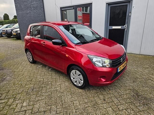 Rood Occasion 2018 Suzuki Celerio Comfort Hatchback | € 4.750 (Goede deal) - Afbeelding 1/4
