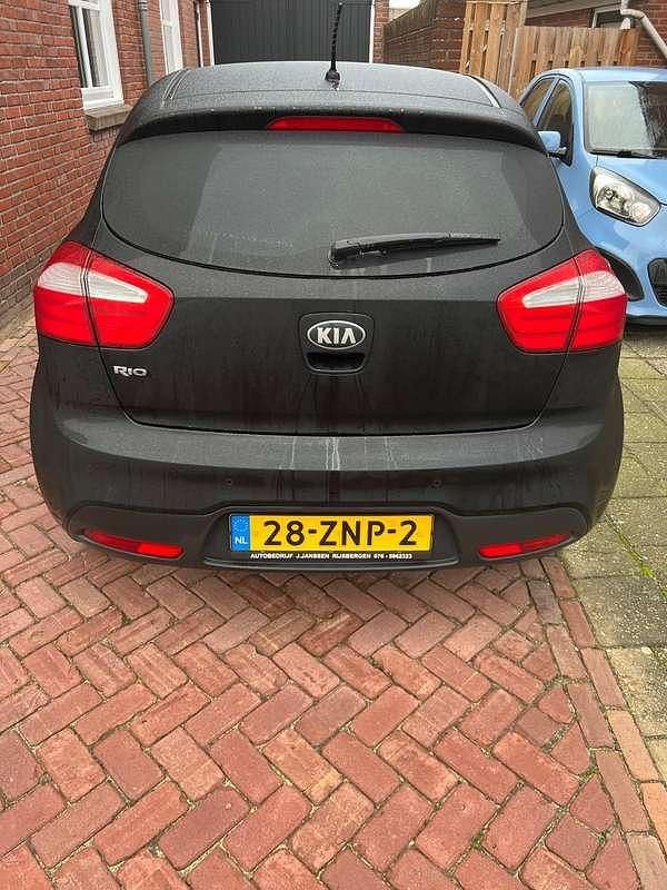 Occasion Kia Rio 86 PK (63 kW) 2013 Zwart MPV