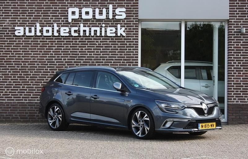 Grijs Gebruikt 2017 Renault Mégane GrandTour GT Stationwagen | € 15.750 (Eerlijke prijs) - Afbeelding 1/4
