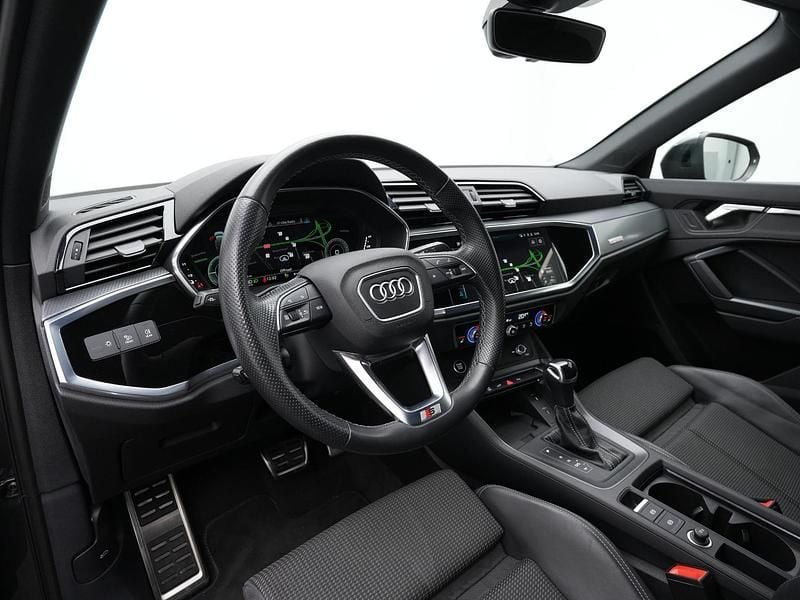 Occasion Audi Q3 Sportback S-Line 245 PK (180 kW) 2026 Grijs SUV
