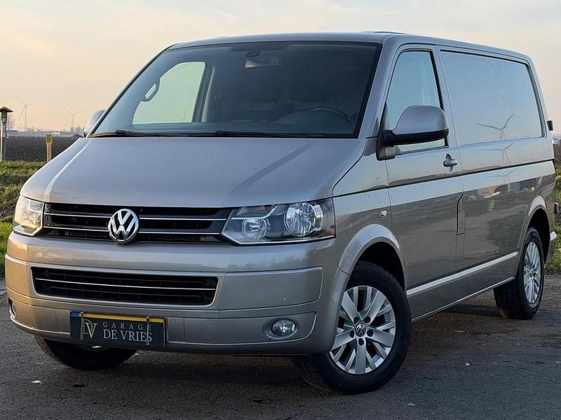 Occasion VW T5 140 PK (102 kW) 2014 Grijs (metallic) Van