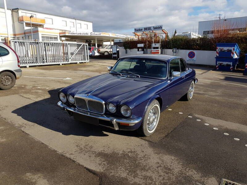 Blauw Gebruikt 1977 Jaguar XJ6 Sedan | € 58.500 - Afbeelding 1/4