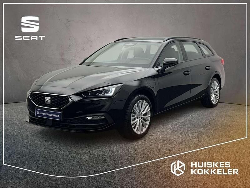 Zwart Nieuw 2025 Seat Leon Style Stationwagen | € 35.990 (Super prijs) - Afbeelding 1/4