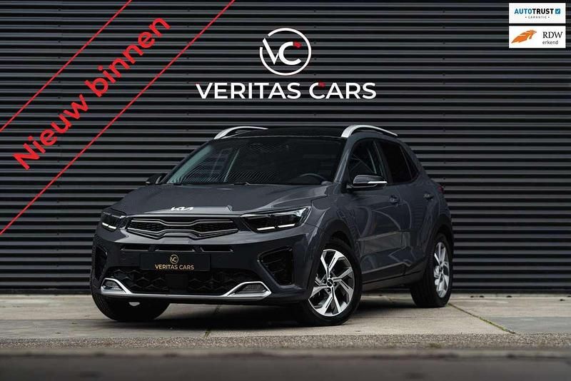 Occasion Kia Stonic GT-Line 120 PK (88 kW) 2023 Grijs (metallic) SUV