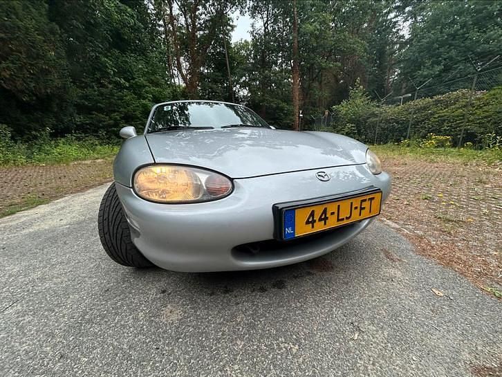 Gebruikt 1999 Mazda MX5 Cabriolet | € 5.000 (Eerlijke prijs) - Afbeelding 1/4