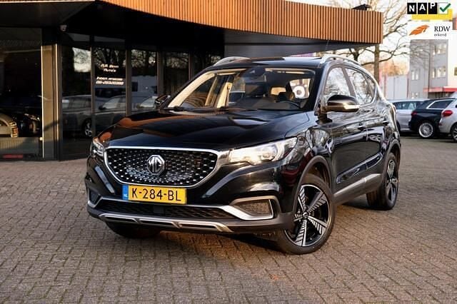 Zwart Occasion 2020 MG ZS Luxury SUV | € 10.950 (Goede deal) - Afbeelding 1/4