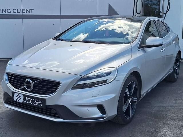 Zilver Gebruikt 2019 Volvo V40 Stationwagen | € 15.500 (Eerlijke prijs) - Afbeelding 1/4