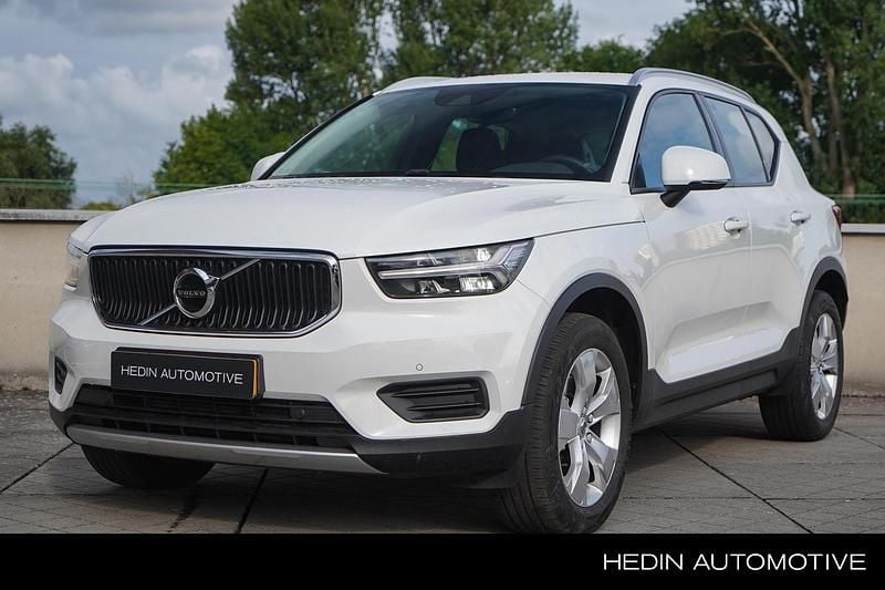 Wit Gebruikt 2021 Volvo XC40 Business Edition SUV | € 32.995 (Eerlijke prijs) - Afbeelding 1/4