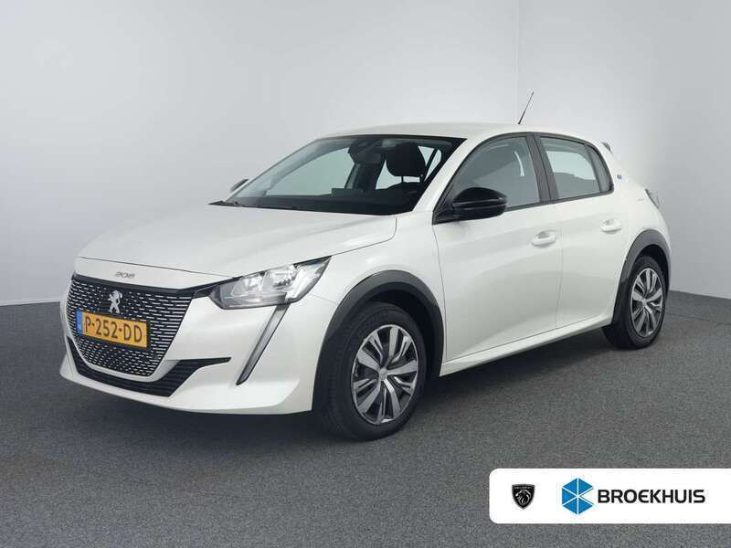 Wit, metallic lak Gebruikt 2022 Peugeot e-208 Active Hatchback | € 15.900 (Super prijs) - Afbeelding 1/4