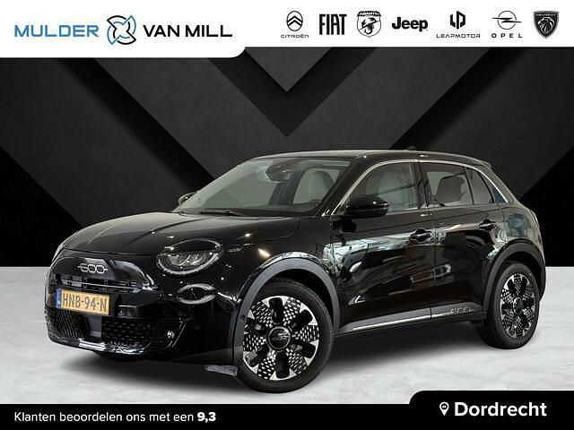 Zwart Nieuw 2025 Fiat 600E La Prima SUV | € 32.895 (Iets duurder) - Afbeelding 1/4