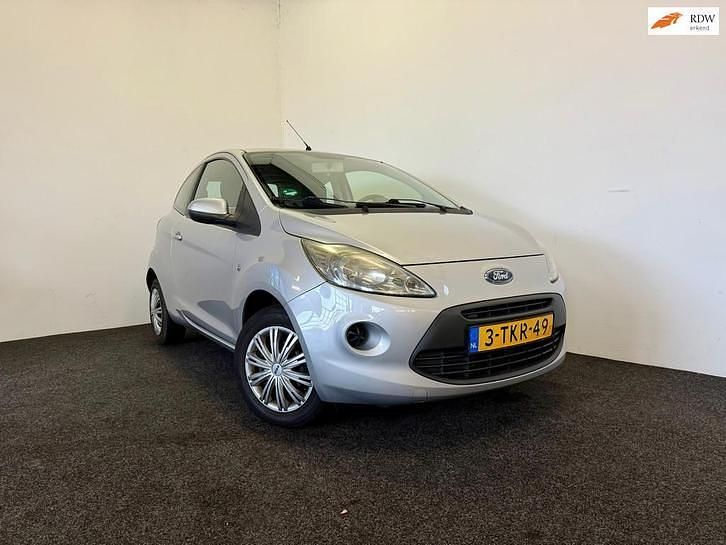 Grijs Occasion 2008 Ford Ka Trend Hatchback | € 1.750 (Eerlijke prijs) - Afbeelding 1/4