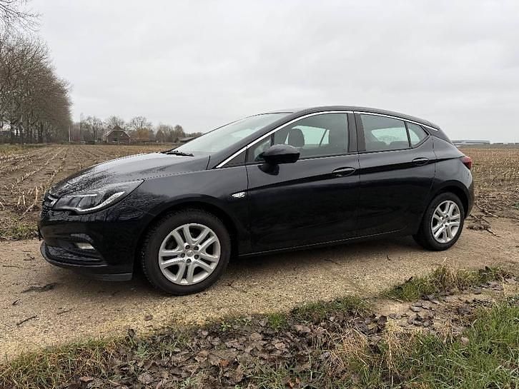 Gebruikt 2016 Opel Astra | € 6.950 (Goede deal) - Afbeelding 1/4