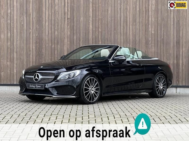 Zwart, metallic lak Gebruikt 2017 Mercedes C250 AMG Cabriolet | € 32.900 (Duur) - Afbeelding 1/4