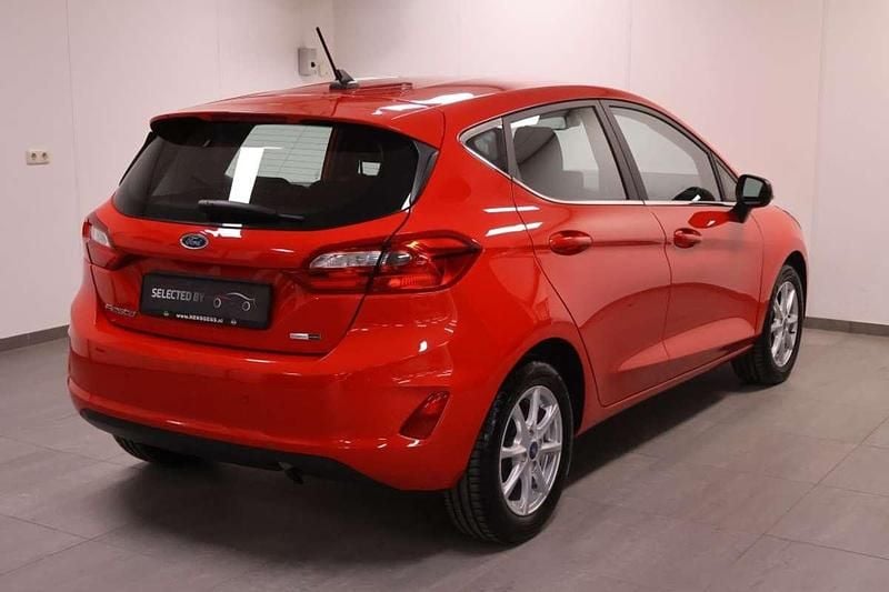 Occasion Ford Fiesta Titanium 124 PK (91 kW) 2021 Rood Hatchback