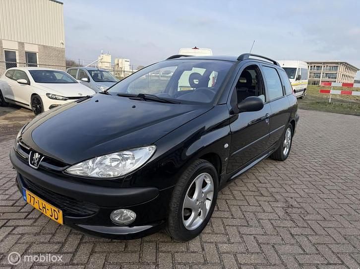 Occasion Peugeot 206 109 PK (80 kW) 2003 Zwart Stationwagen