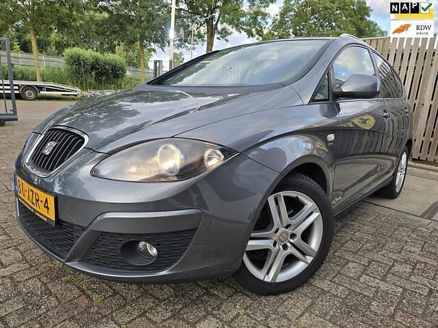 Grijs Gebruikt 2012 Seat Altea XL Copa MPV | € 4.999 (Eerlijke prijs) - Afbeelding 1/4