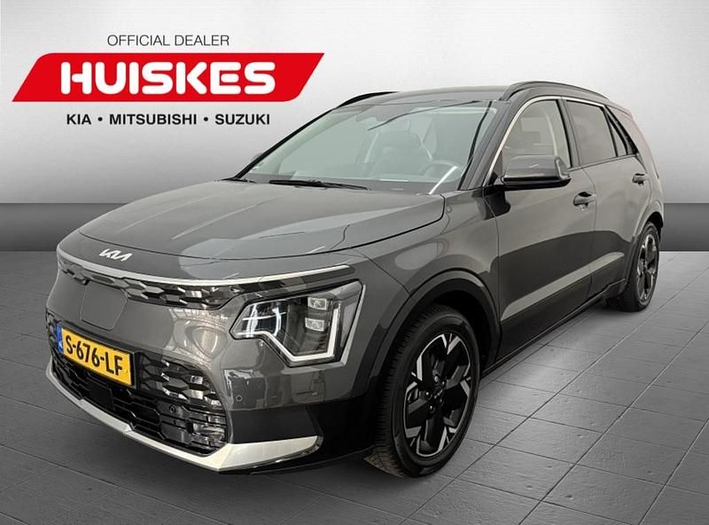 Grijs Gebruikt 2023 Kia e-Niro SUV | € 31.950 (Goede deal) - Afbeelding 1/4