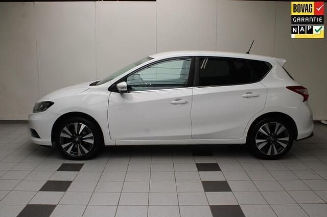 Wit Gebruikt 2018 Nissan Pulsar Tekna Hatchback | € 11.850 (Eerlijke prijs) - Afbeelding 1/4