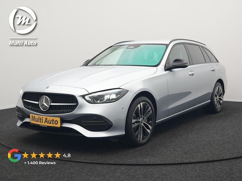 Grijs Occasion 2023 Mercedes C300 Luxury Stationwagen | € 33.940 (Super prijs) - Afbeelding 1/3