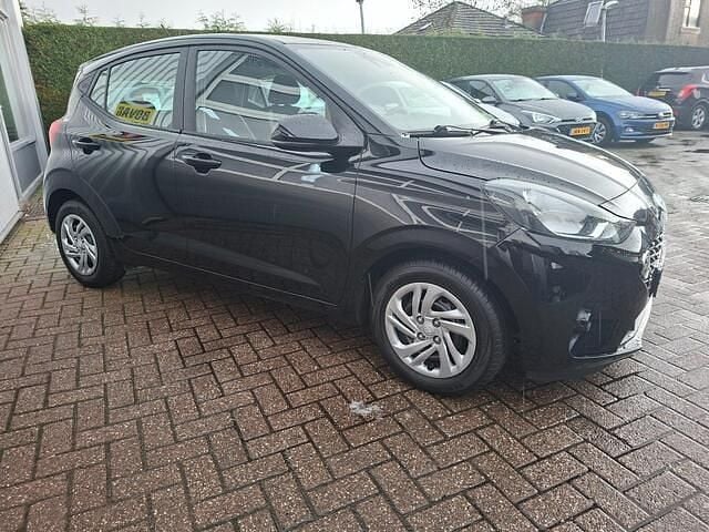 Occasion Hyundai i10 Comfort 67 PK (49 kW) 2021 Zwart Hatchback