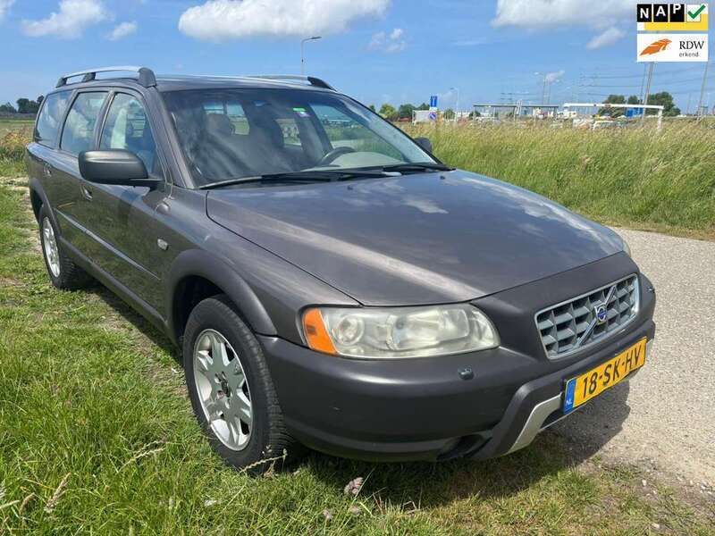 Bruin Gebruikt 2006 Volvo XC70 Summum SUV | € 5.950 (Goede deal) - Afbeelding 1/4