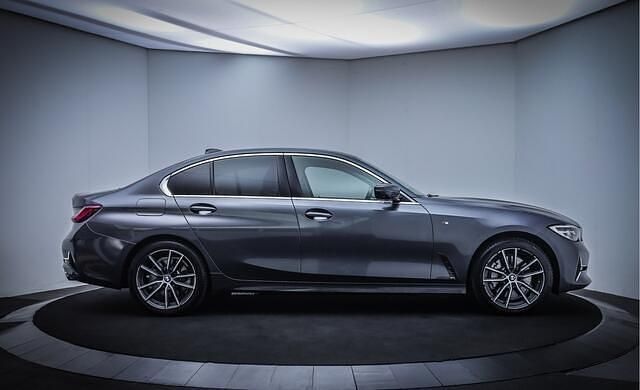 Occasion BMW 330 Luxury Line 259 PK (190 kW) 2019 Grijs Sedan