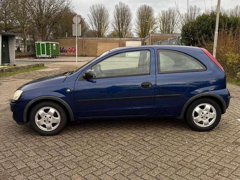 Occasion Opel Corsa 80 PK (58 kW) 2005 Blauw Hatchback