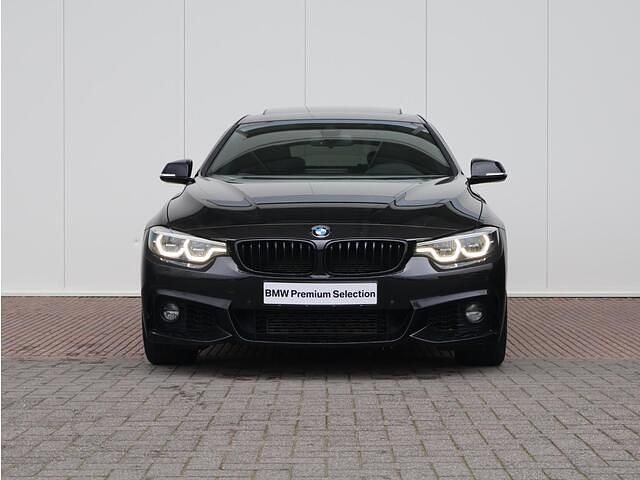 Zwart Gebruikt 2020 BMW 418 Executive Coupé | € 25.950 (Iets duurder) - Afbeelding 1/3