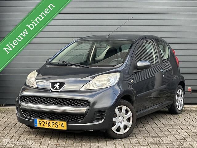 Grijs Gebruikt 2010 Peugeot 107 Hatchback | € 1.599 (Eerlijke prijs) - Afbeelding 1/4