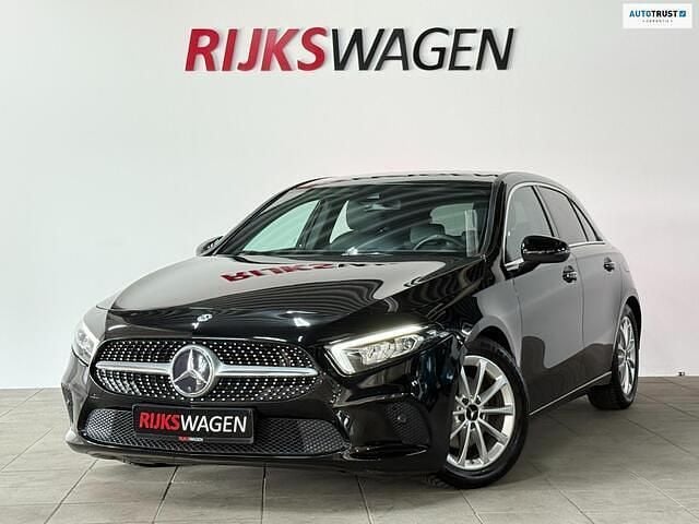Zwart Gebruikt 2018 Mercedes A200 Hatchback | € 21.950 (Goede deal) - Afbeelding 1/4