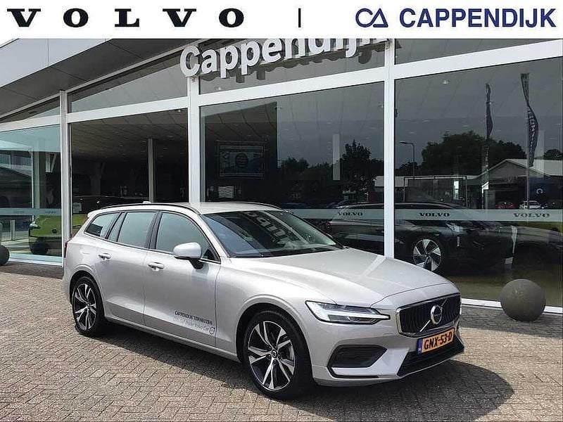 Zilver, metallic lak Gebruikt 2024 Volvo V60 Stationwagen | € 33.750 (Super prijs) - Afbeelding 1/4