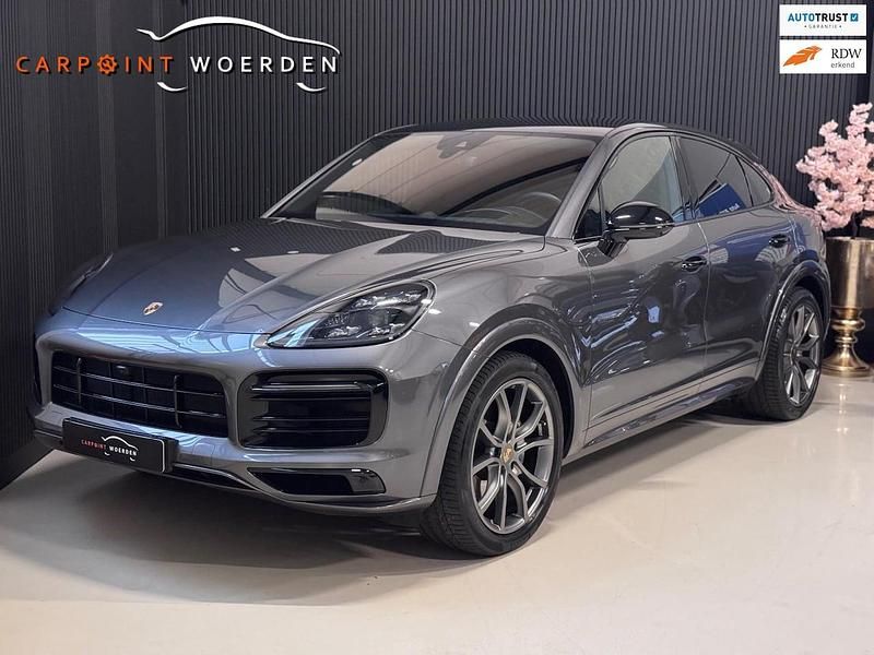 Grijs Occasion 2019 Porsche Cayenne Sport SUV | € 79.990 - Afbeelding 1/4