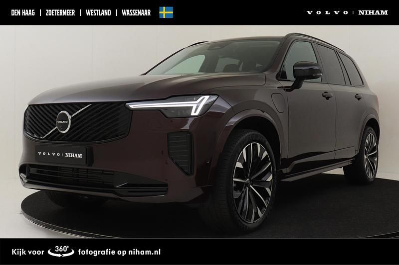 Rood Occasion 2025 Volvo XC90 Plus SUV | € 71.490 (Eerlijke prijs) - Afbeelding 1/4