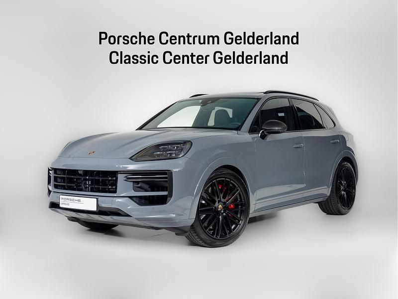 Grijs Gebruikt 2024 Porsche Cayenne Turbo SUV | € 184.900 - Afbeelding 1/4