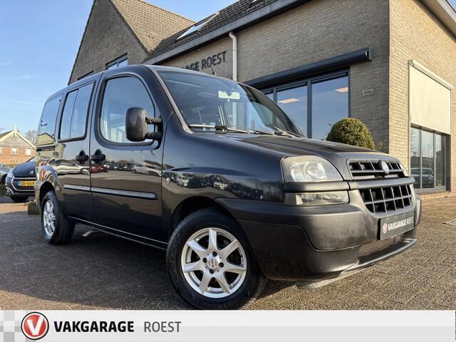 Zwart Gebruikt 2004 Fiat Doblò MPV | € 7.750 - Afbeelding 1/4